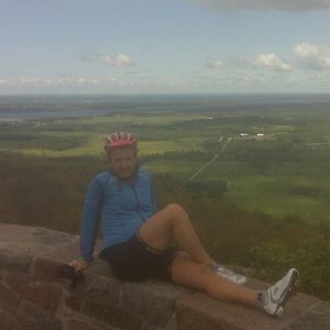 Meet your Posher, Elise